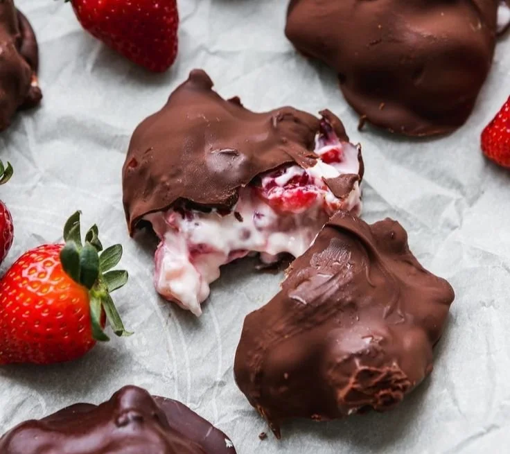 Chocolate-Covered Strawberry Yogurt Clusters